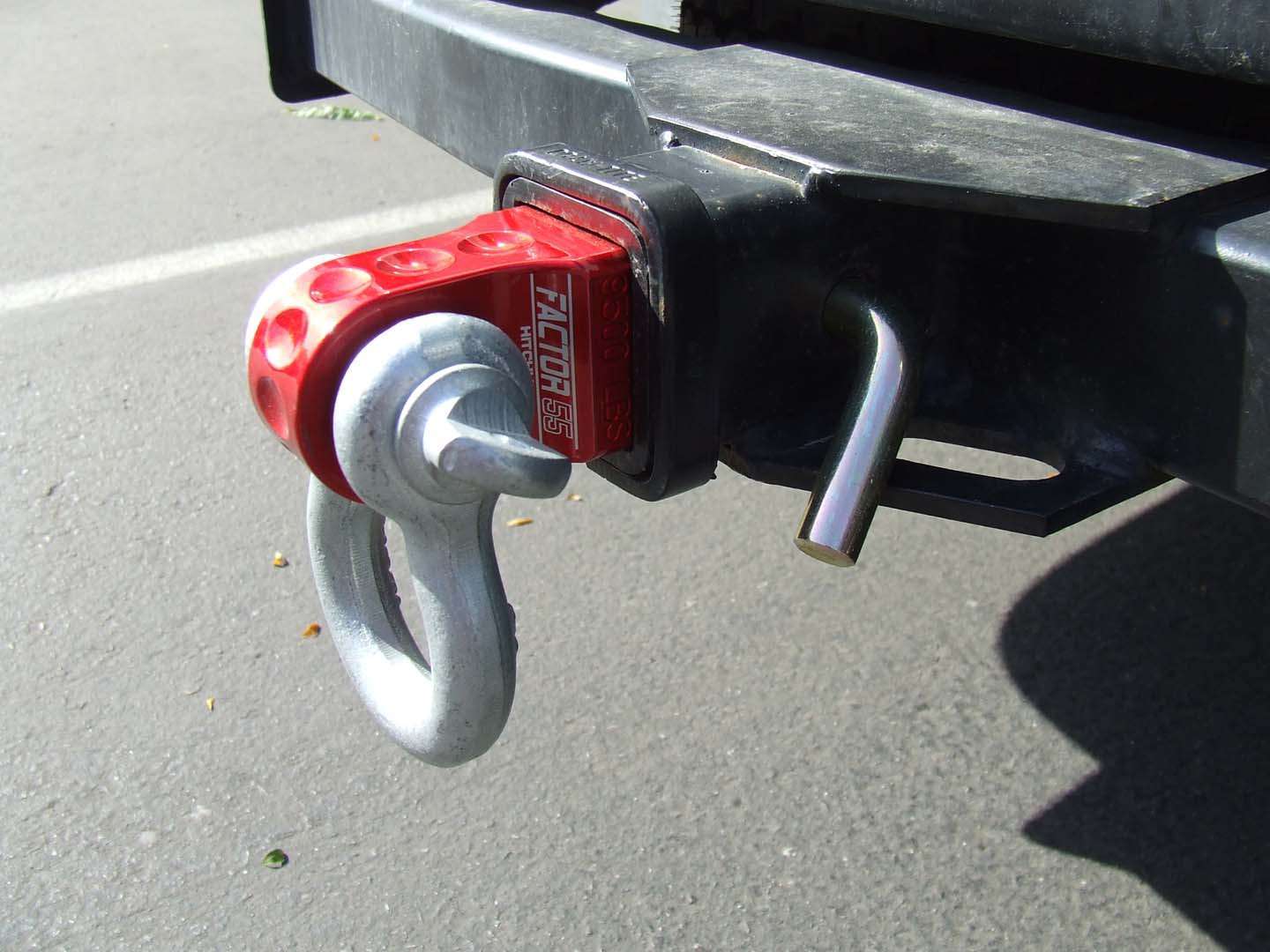 HitchLink 2.0 Reciever Shackle Mount 2 Inch Receivers Red Factor 55 - Image 2