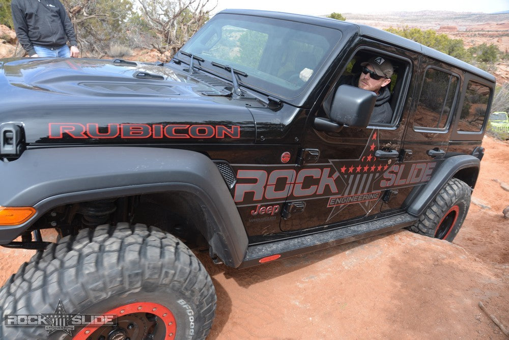 Step Slider Skid Plate Kit for 18-Pres Jeep JL 4 Door Rock Slide Engineering - Image 1