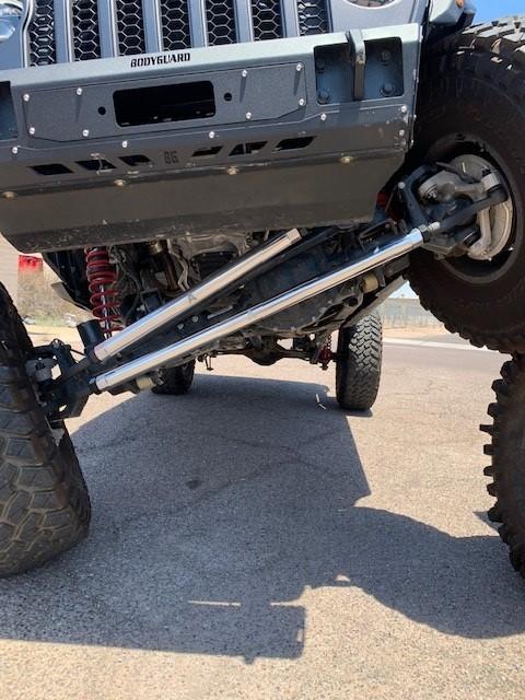 Apex Chassis Heavy Duty 2.5 Ton Tie Rod & Drag Link Assembly in Black Anodized Aluminum Fits: 19-22 Jeep Gladiator JT 18-22 Jeep Wrangler JL. Note: This FLIP kit fits a Dana 44 axle with a lift exceeding 4.5 inches. Requires drilling the knuckle. - Image 1